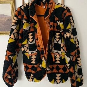 Geometric Patterned Fleece Jacket